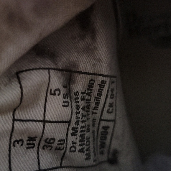 Womens Doc Martens boots - Picture 6 of 6